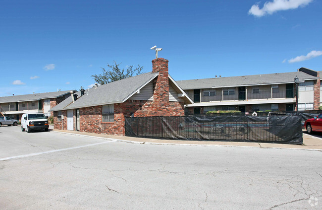 Building Photo - Winshire Square