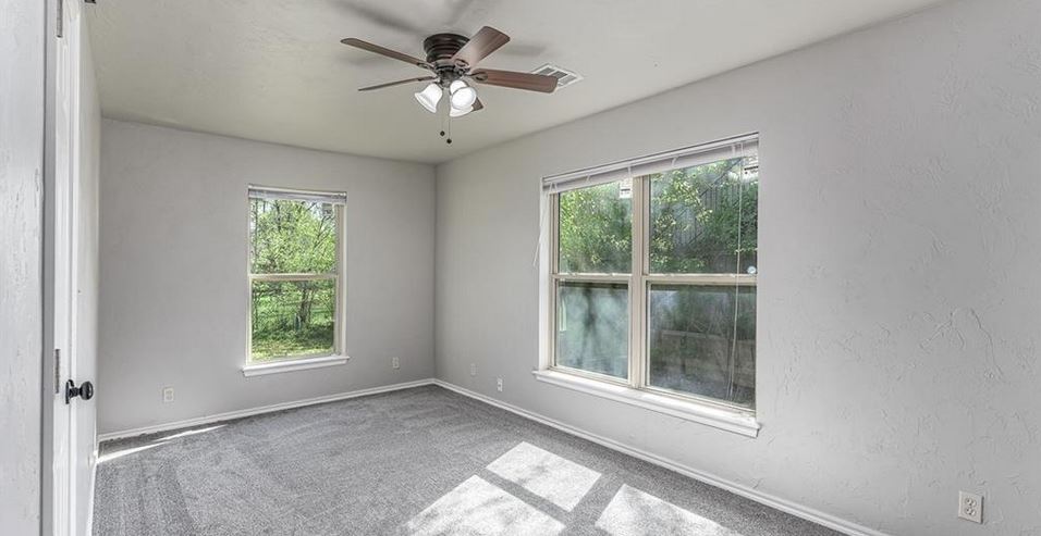Building Photo - 711 SW 72nd St