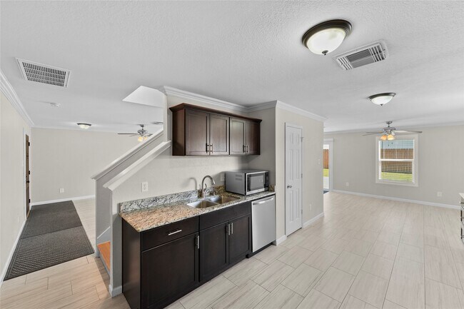 Building Photo - 5007 Fox Mill Ln
