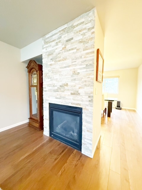 Building Photo - 298 NE Tronson Cir