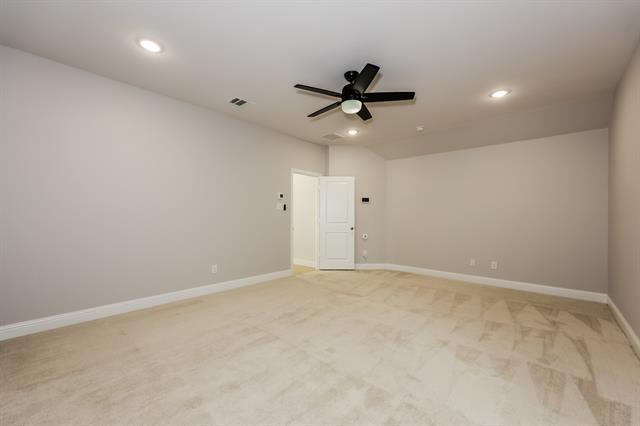 Building Photo - 8016 Sunflower Ln