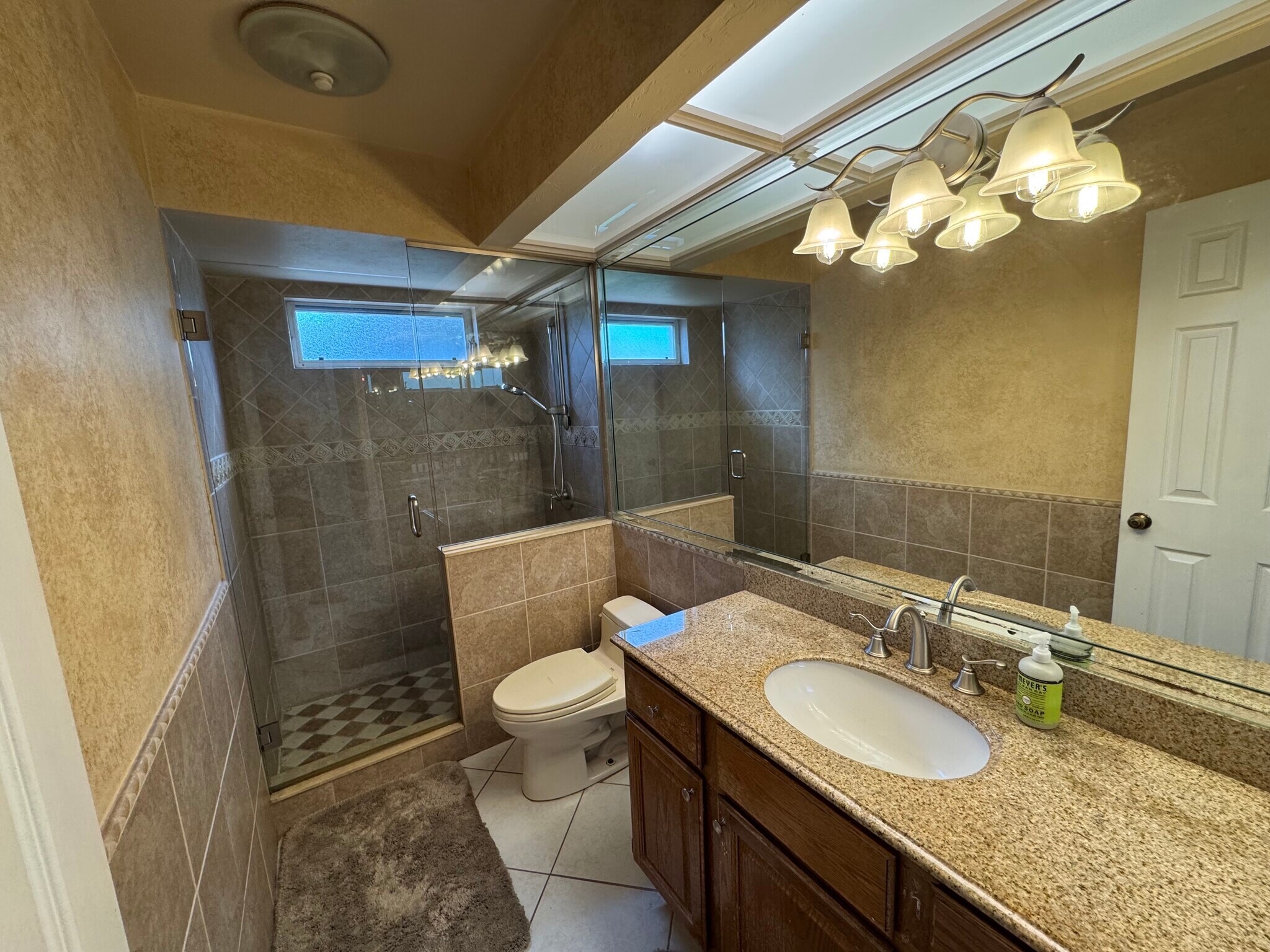 Building Photo - 939 St Andrews Blvd