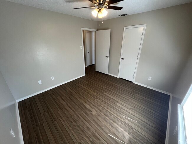 Building Photo - 13483 Rhudy Dr