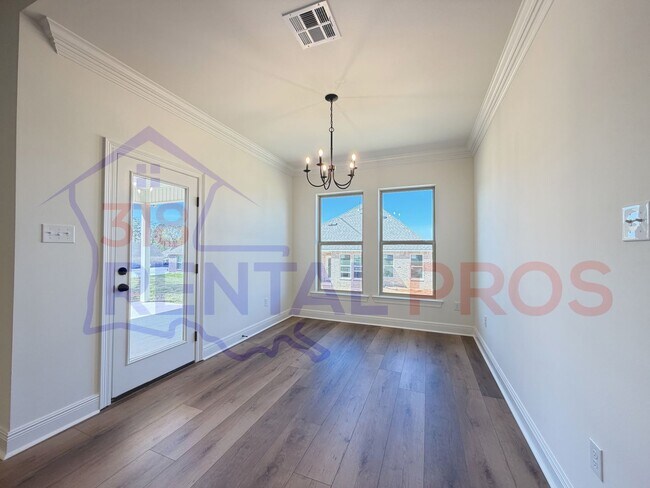 Building Photo - New Construction! 3 Bed 2 Bath in Country Club Estates!