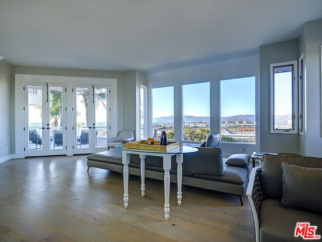 Building Photo - 7800 Veragua Dr