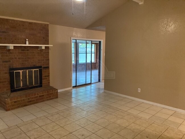 Building Photo - 1805 Galaxy Dr