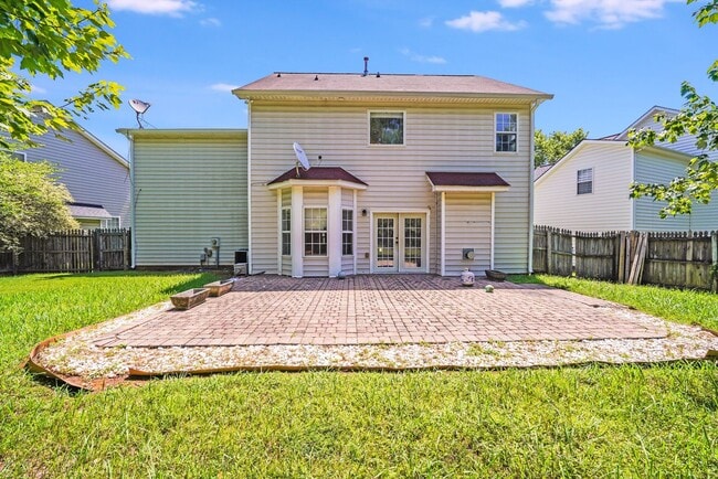 Building Photo - Beautiful 3BR/2.5BA Near Rivergate & Charl...