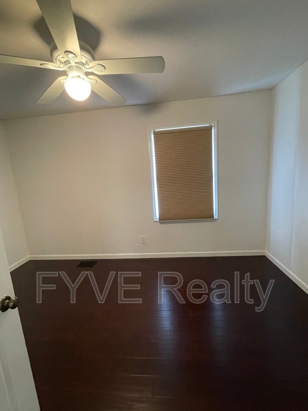 Building Photo - 944 Piney Grove Church Rd