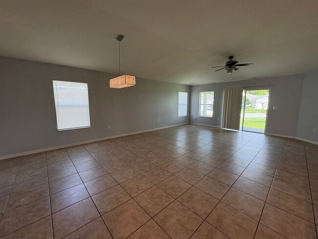 Building Photo - 4751 Maplewild Ln.