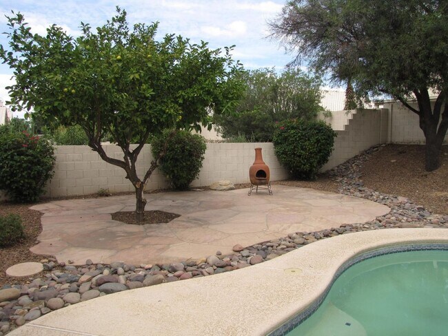 Building Photo - $500 OFF FIRST MONTHS FULL RENT!