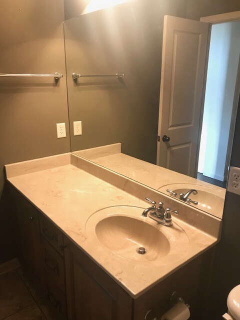 Building Photo - 9712 Silver Bell Ct