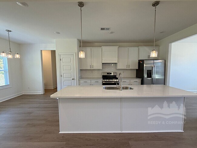 Building Photo - Beautiful NEW BUILD in Olive Branch, MS!