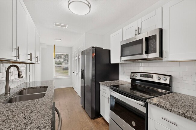 Building Photo - 10332 Grabbs Ln
