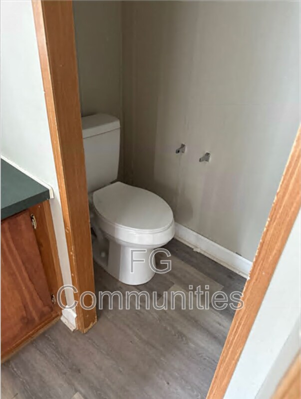 Building Photo - 3160 Dunn St