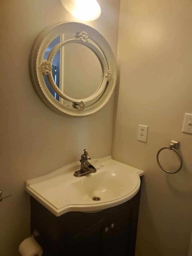 Building Photo - Sawgrass Condominium 1st Floor Unit 2 Bedroom 2 full Baths