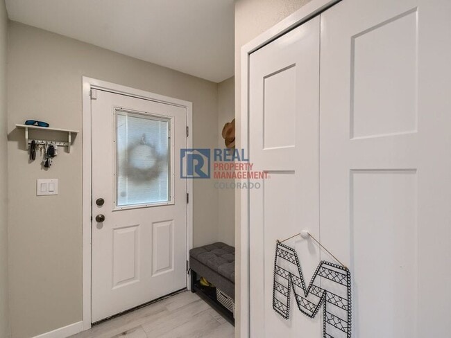 Building Photo - 2785 E Nichols Cir