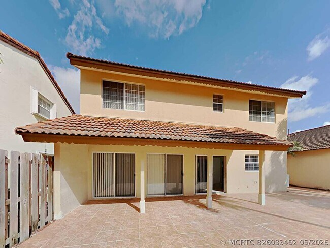 Building Photo - 15008 SW 112th Ln