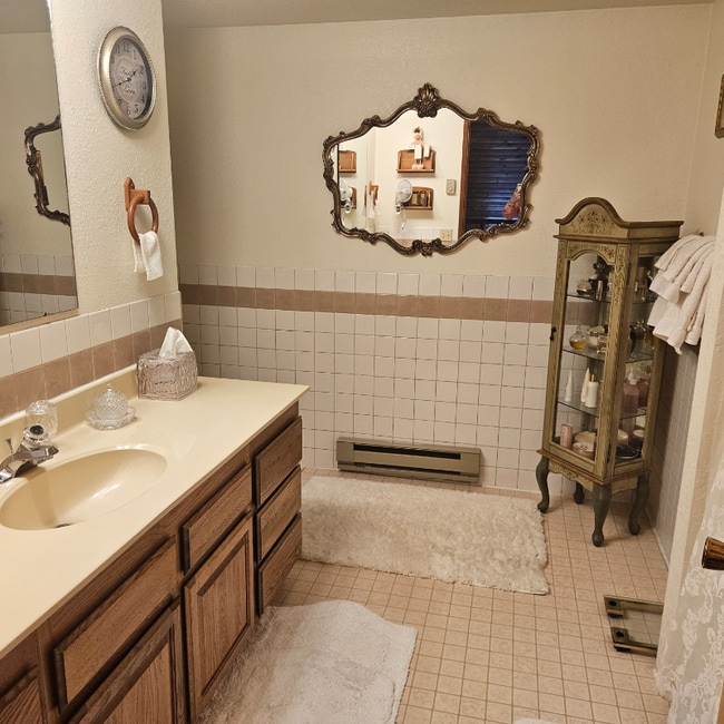 Building Photo - 256 Mallard Loop