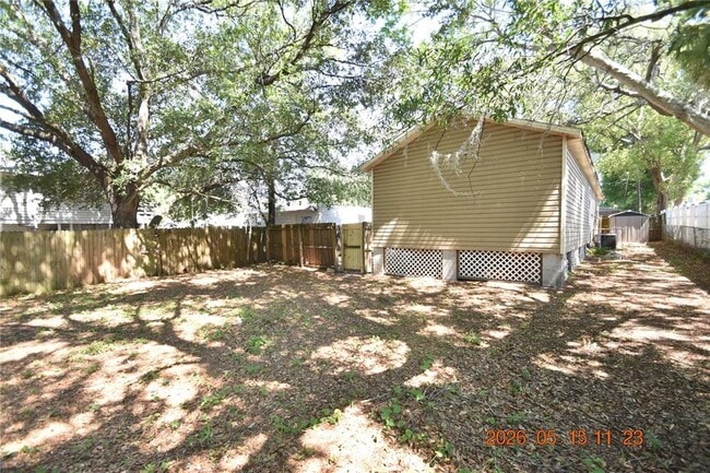 Building Photo - 1501 E Palifox St