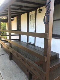 Building Photo - Cozy One Bedroom