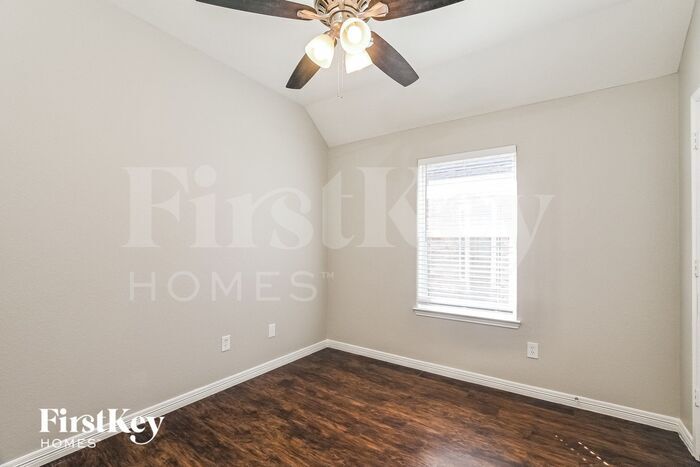 Building Photo - 4027 Cary Creek Dr