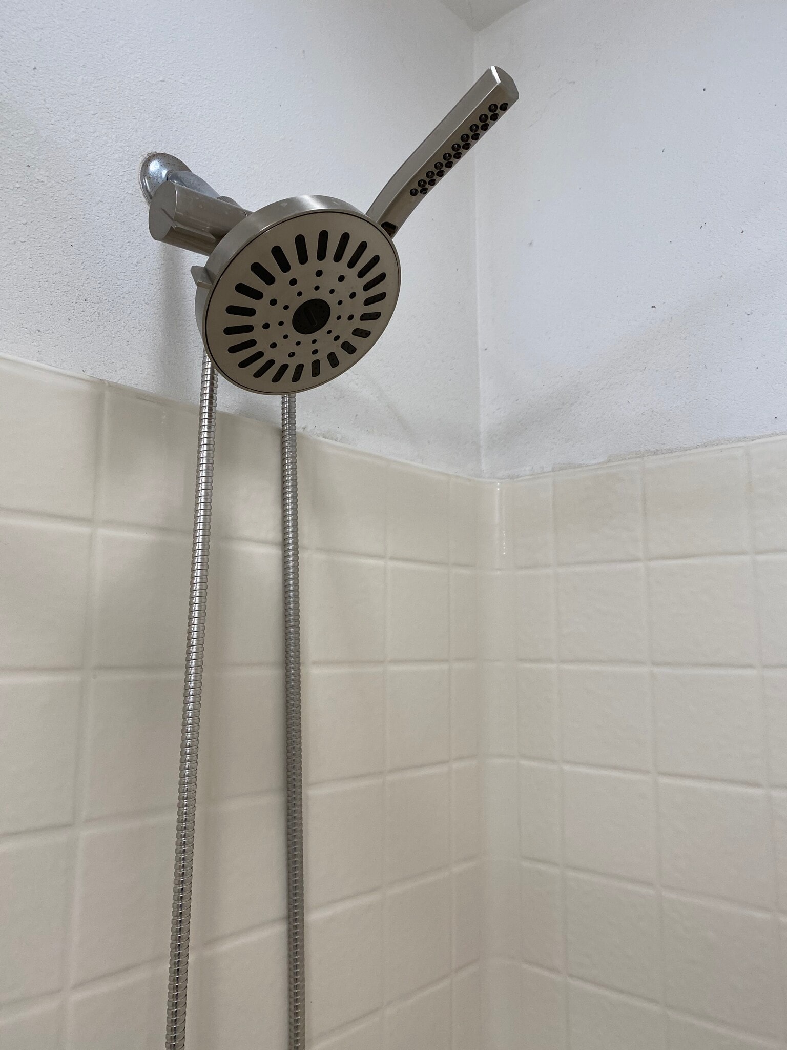 Spa Shower Head - 777 Stephens Avenue