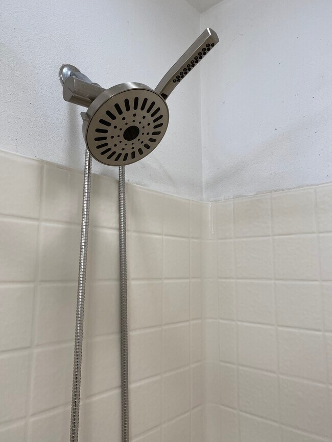 Spa Shower Head - 777 Stephens Avenue
