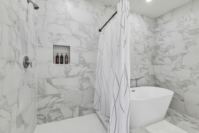 Building Photo - 4013 St Augustine St