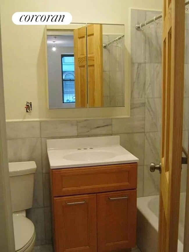 Building Photo - 613 W 138th St