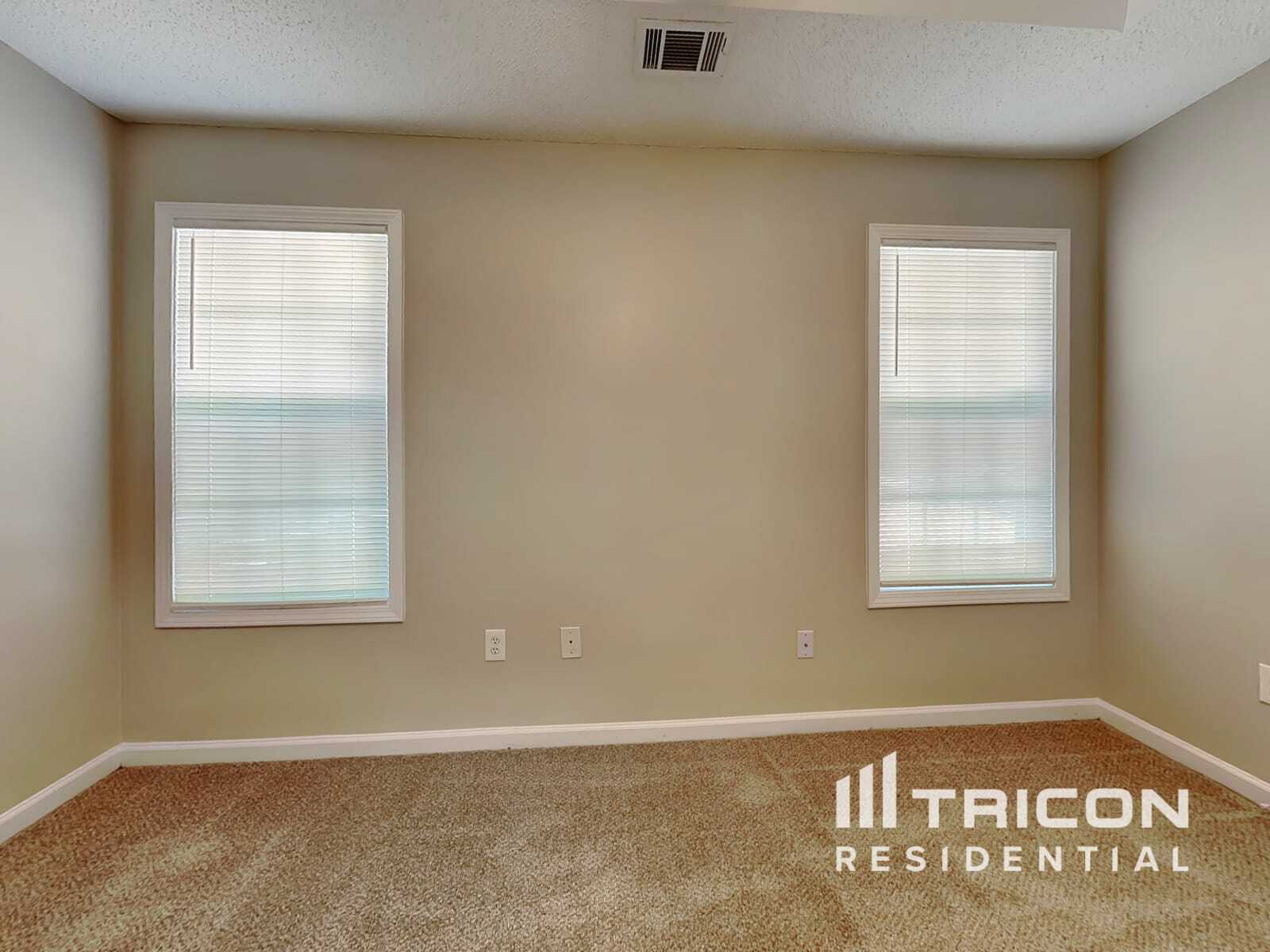 Building Photo - 294 3rd Ave