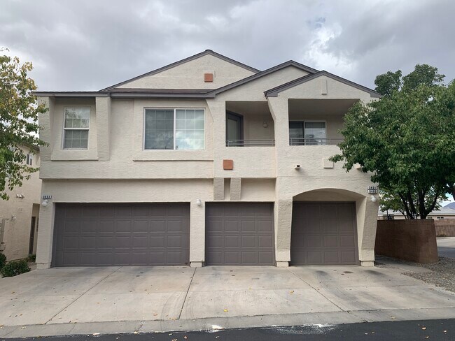 Front of Condo - 6501 San Antonio Dr NE