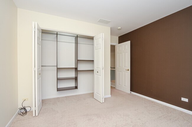 Building Photo - 39759 N Tee Side Ct