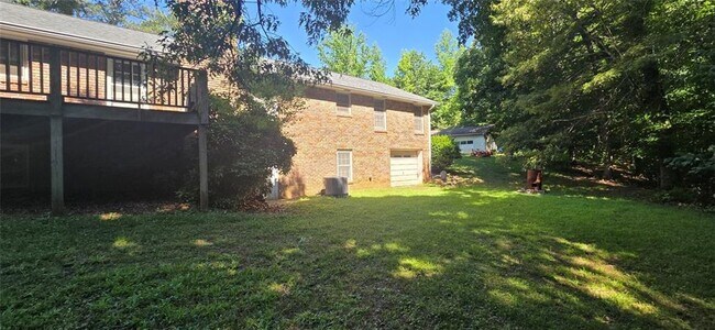 Building Photo - 1132 Shoal Creek Rd