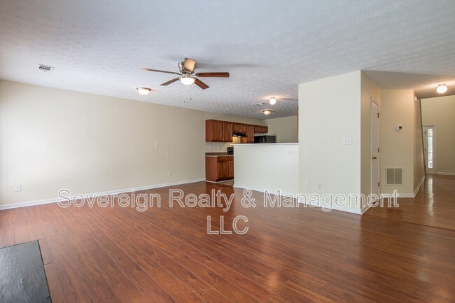 Building Photo - 3716 Harvest Dr