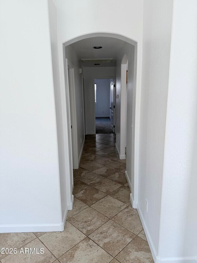 Building Photo - 3861 E Heather Ct