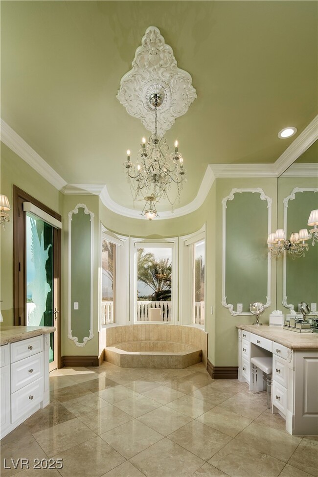 Building Photo - 8801 Palm Greens Ct