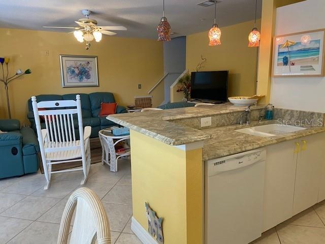 Building Photo - 850 S Tamiami Trl