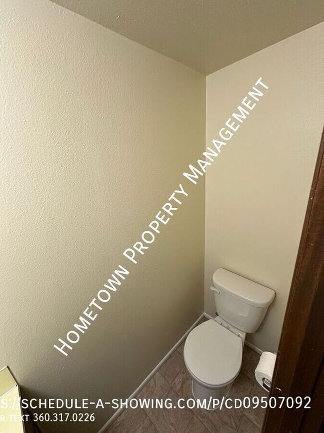 Building Photo - 7242 20th Ave SE