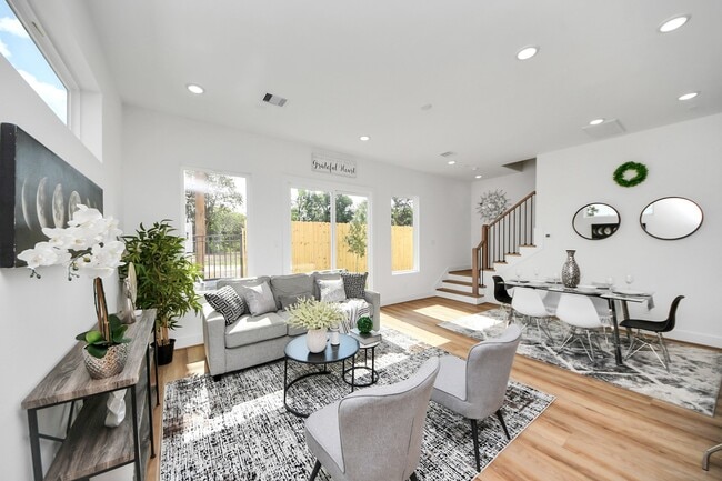 Building Photo - 2430 Harrington St