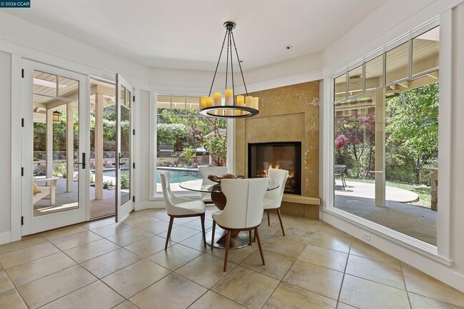 Building Photo - 1754 Reliez Valley Rd