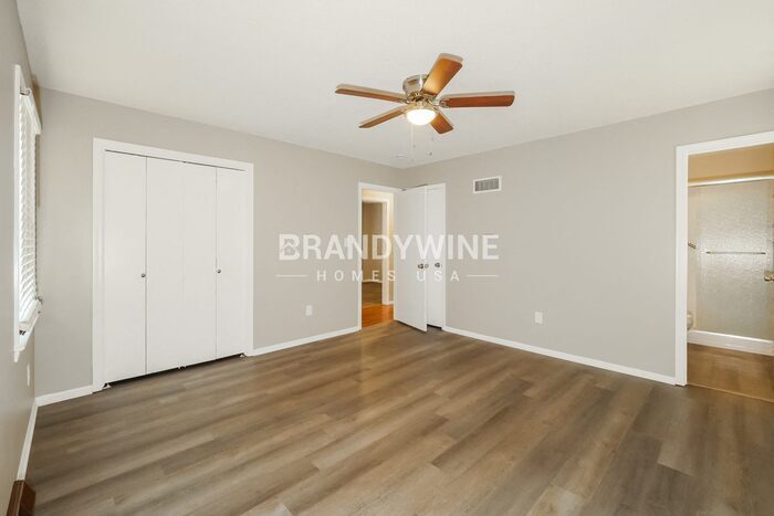 Building Photo - 17312 E 50th Terrace Ct S