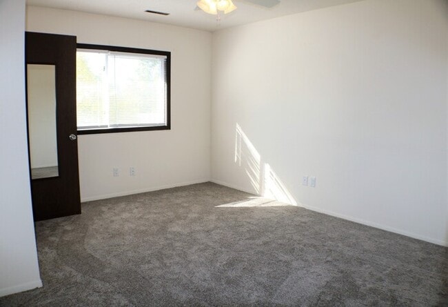 Building Photo - $1,600 | 2 Bedroom, 1 Bathroom Duplex | Pet Friendly* | Available for August 1st, 2026 Move In!