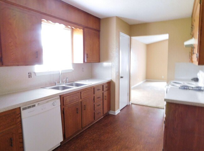 Building Photo - 3-Bedroom House for Rent in Killeen