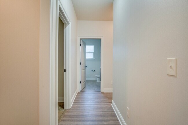 Building Photo - Stunning Move-In Ready 3-Bed, 2-Bath Energy-Efficient Brick Home in Pace with Brand-New Flooring,...