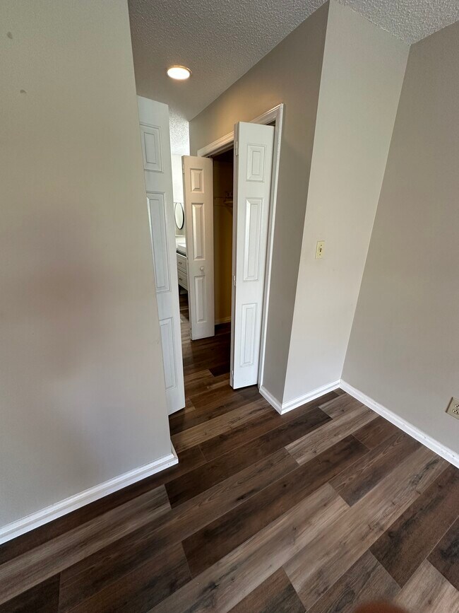 Primary Closets - 4621 Hamory Dr