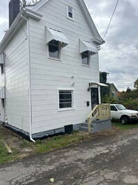 Building Photo - 7515 Melrose St