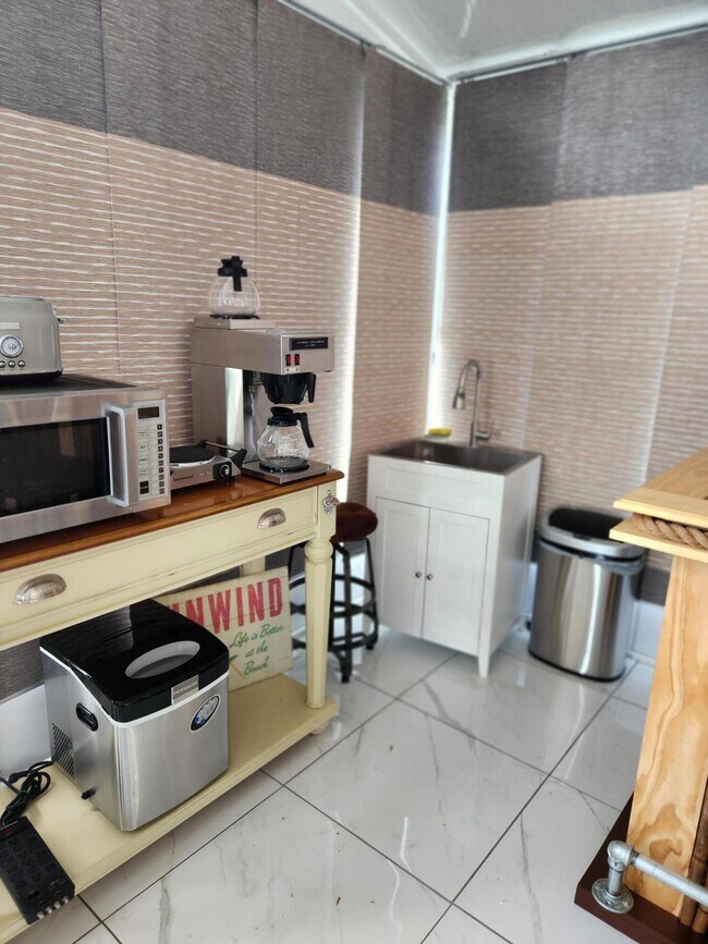 Building Photo - 7717 White Egret Ln