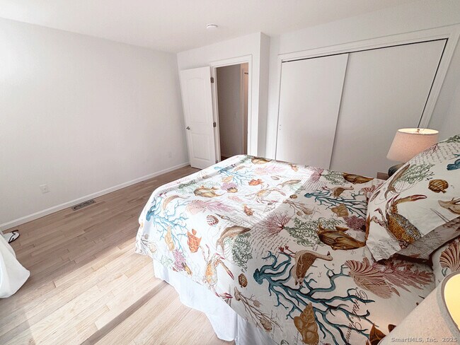 Building Photo - 2 West Ave