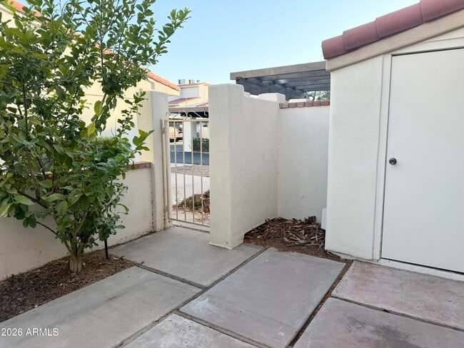 Building Photo - 5631 N 79th St