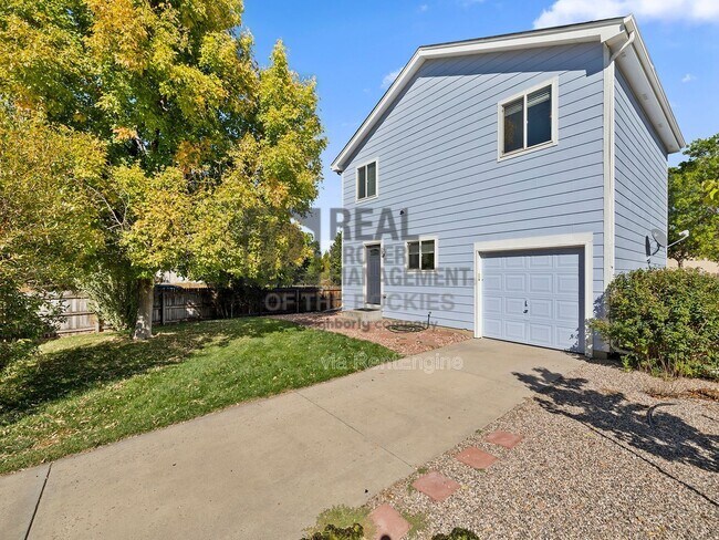 Building Photo - 6803 Brittany Dr